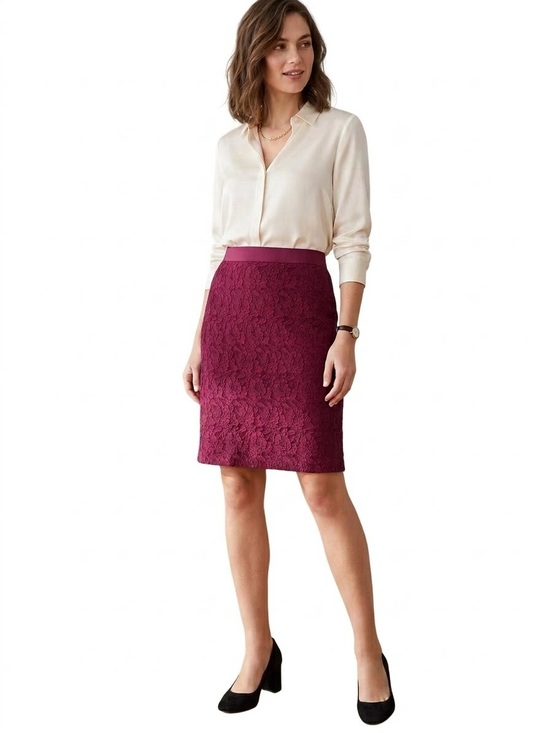 Ann Taylor Dresses & Skirts - Ann Taylor Petite Burgundy Lace Pencil Skirt - Size 10P